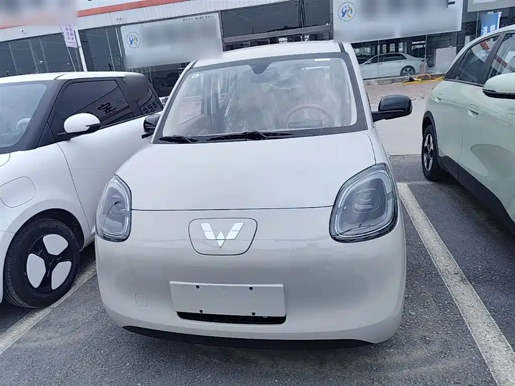 Wuling Motors Hongguang MINIEV 2026 2025 4-Door Advanced