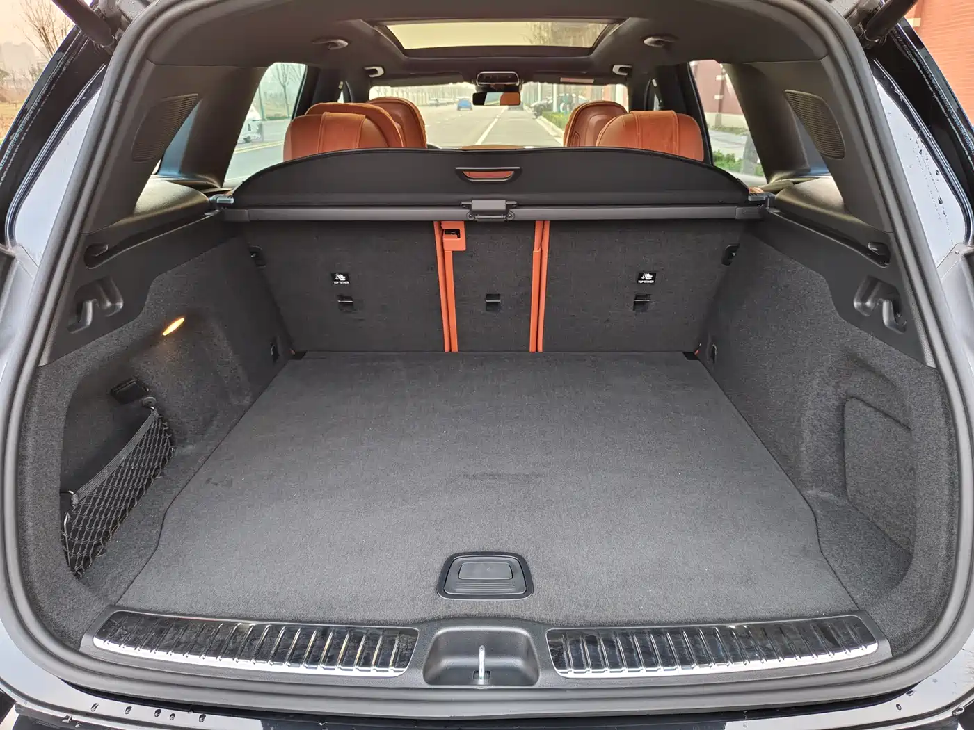 Mercedes-Benz GLC 2023 GLC 300 L 4MATIC Sport 5-Seater фото 22