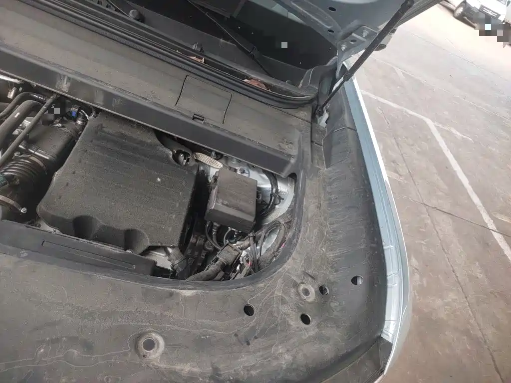 Fang Cheng Bao Titanium 7 2026 2025 AWD Base Model