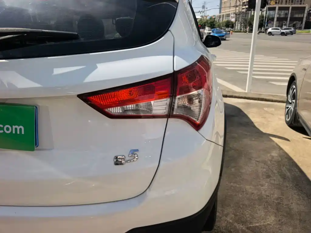 Haima S5 2015 2015 1.5T CVT Luxury Sport Edition