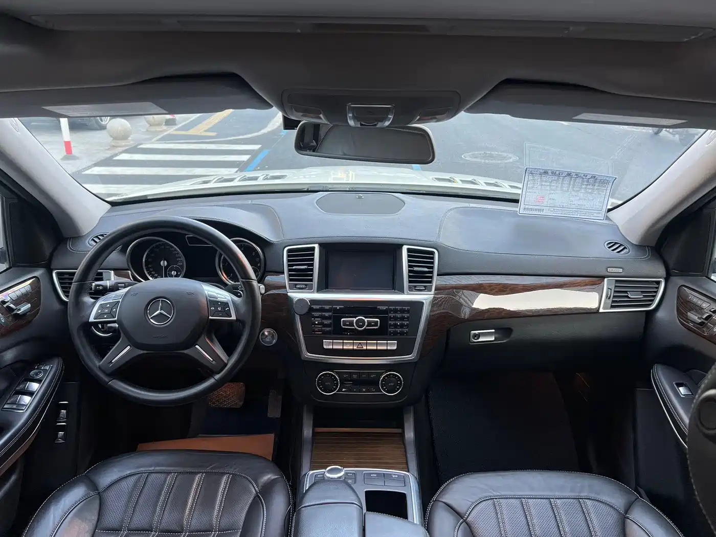 Mercedes-Benz GL-Class фото 8