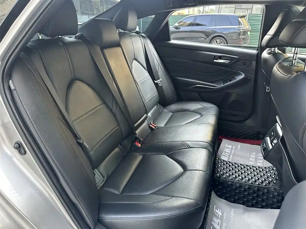 Toyota Avalon 2021 2.5L Luxury Edition фото 15