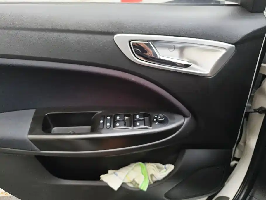 FAW Junpai D60 2015 2015 1.5L Manual Standard