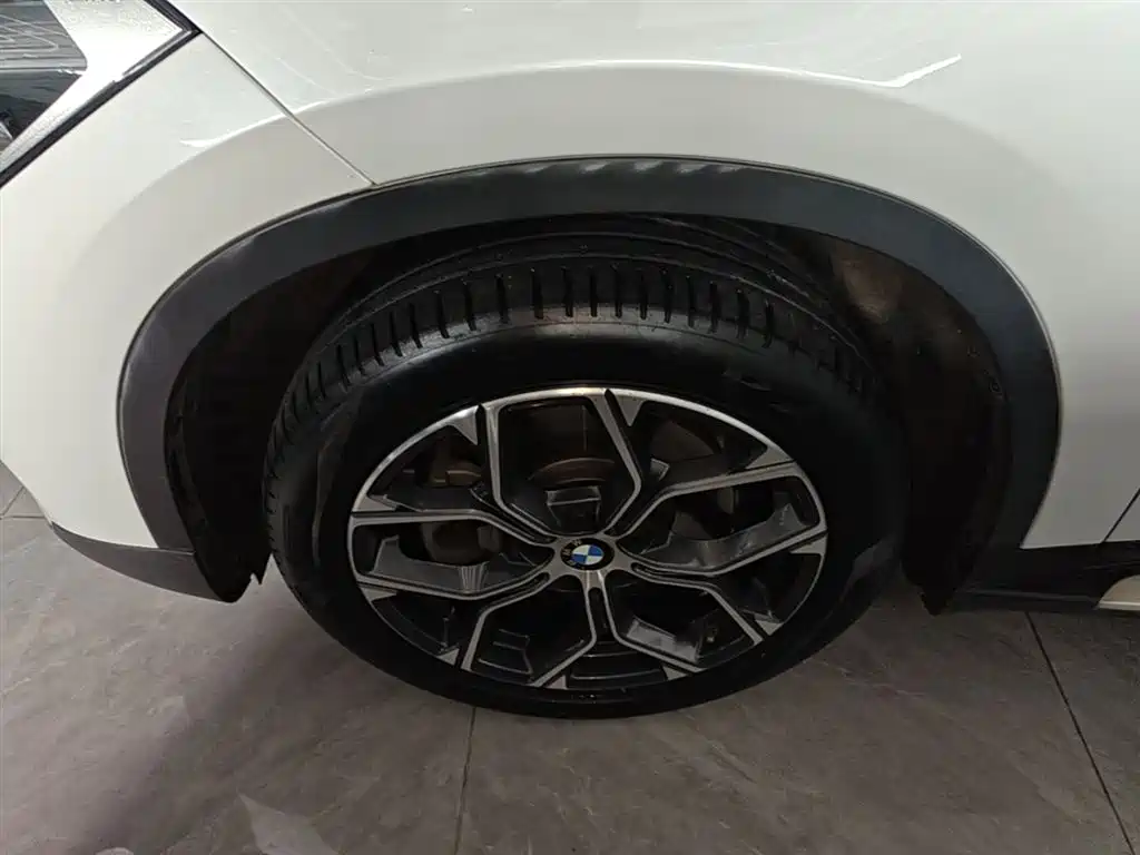 BMW X1 2021 Facelift sDrive25Li Leading фото 23