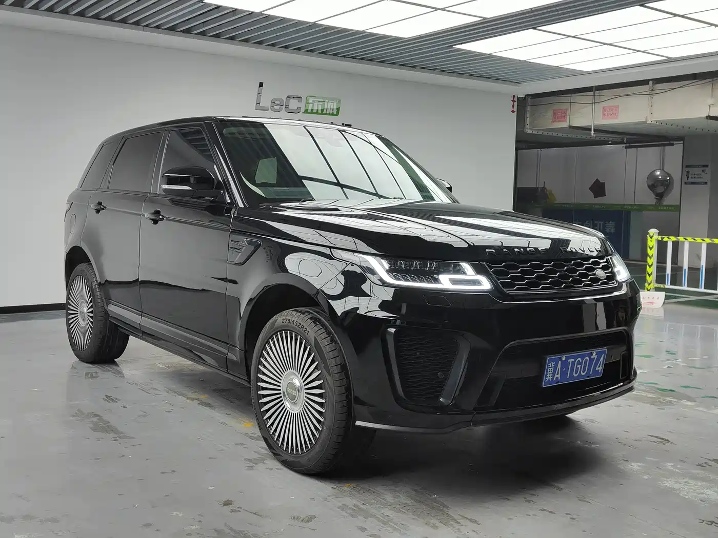 Land Rover Range Rover Sport 2017 3.0 SC V6 HSE DYNAMIC фото 3