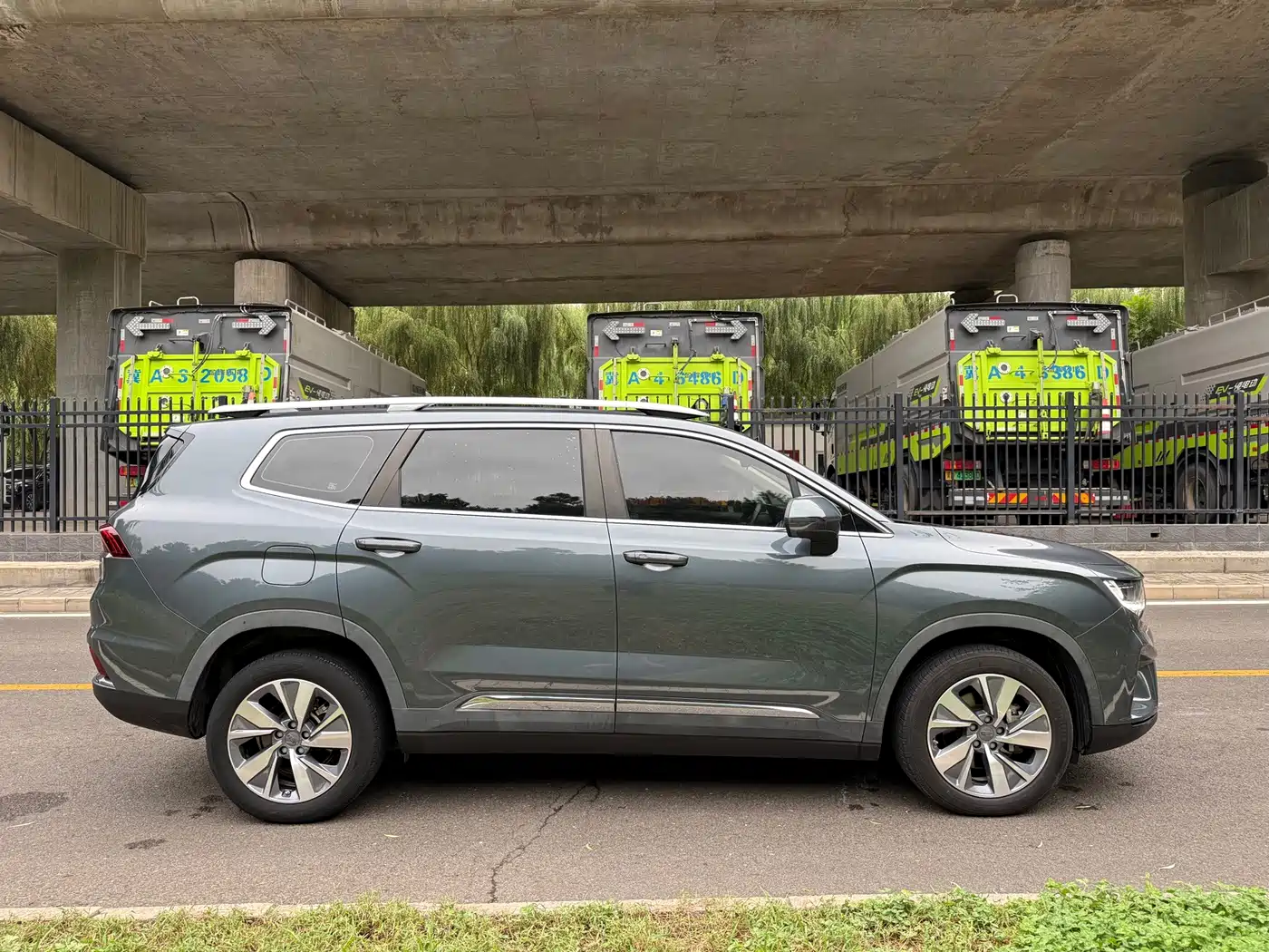 Geely Okavango 2021 2020 1.8TD DCT Luxury 7-Seater