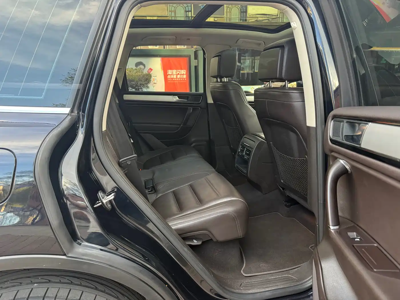 Volkswagen Touareg 2017 3.0TSI Explorer Edition фото 21