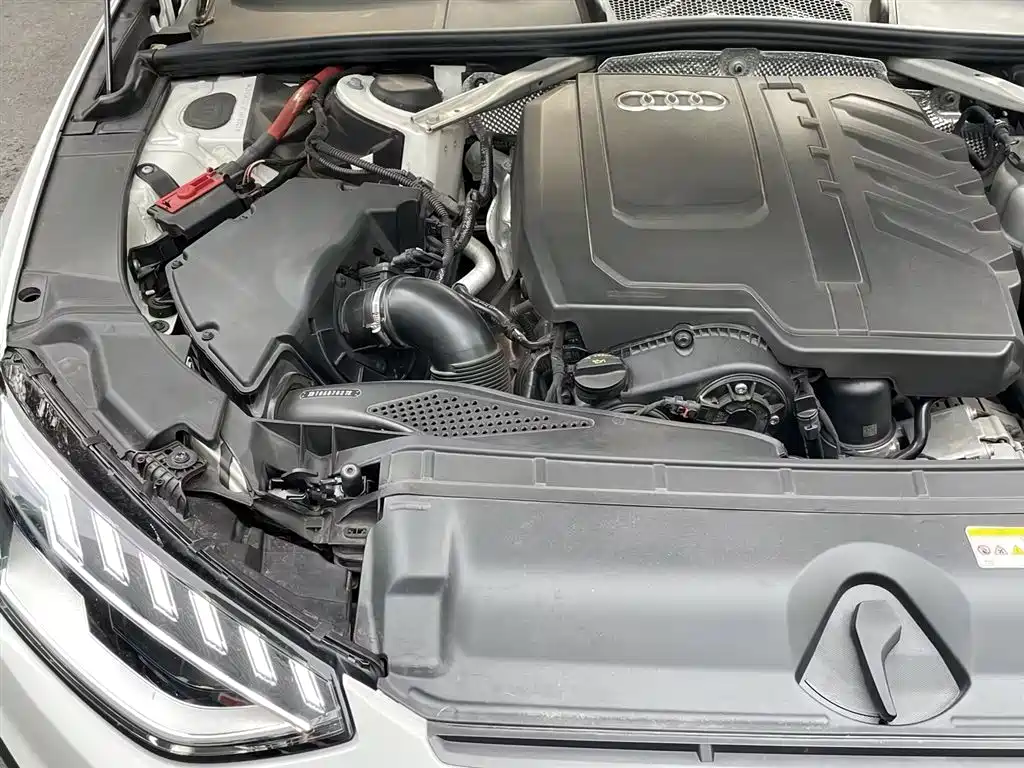 Audi A4L 2023 40 TFSI Luxury Sport фото 26