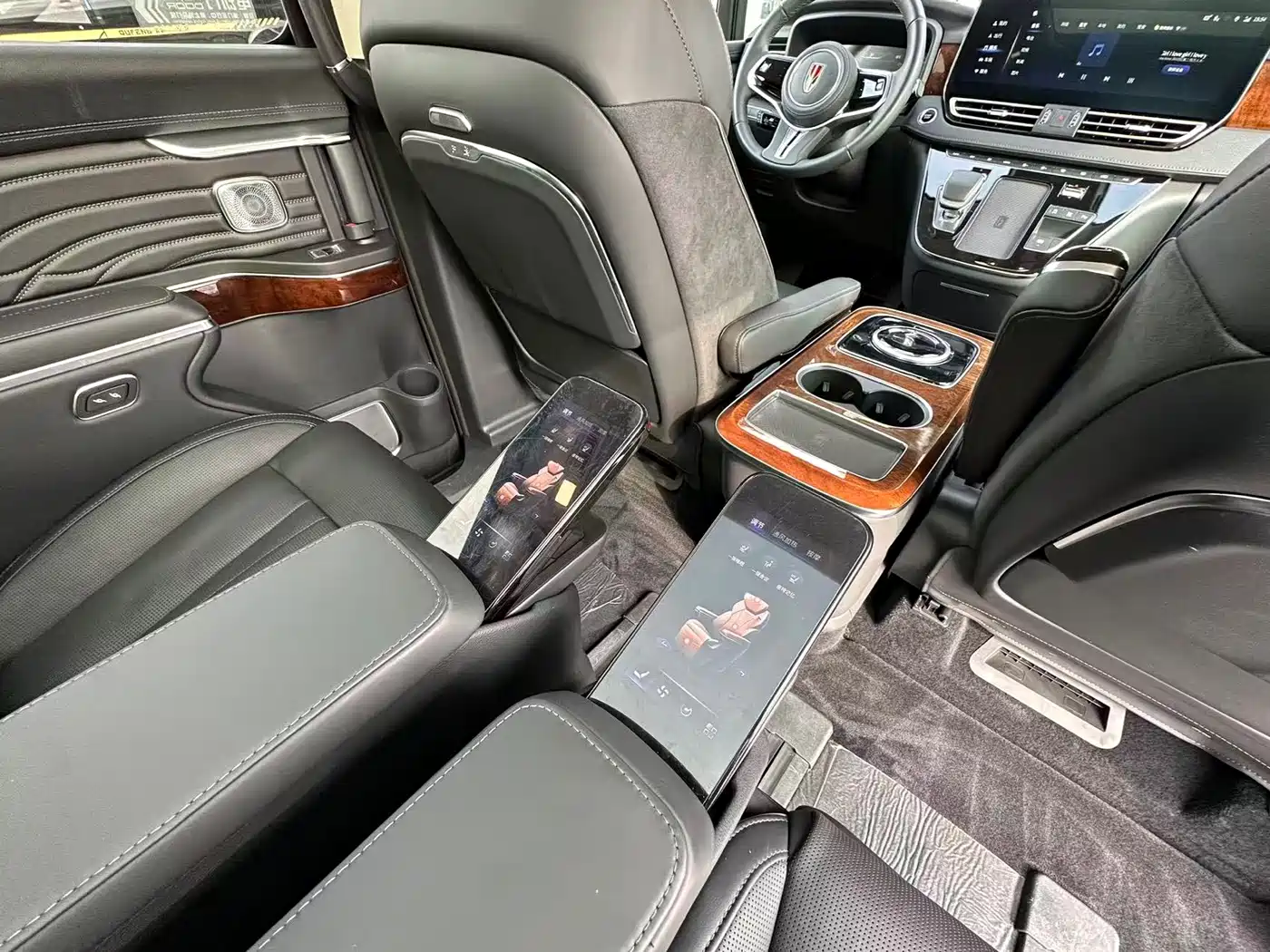 Hongqi HQ9 2023 2.0T Smart Connect Flagship фото 11