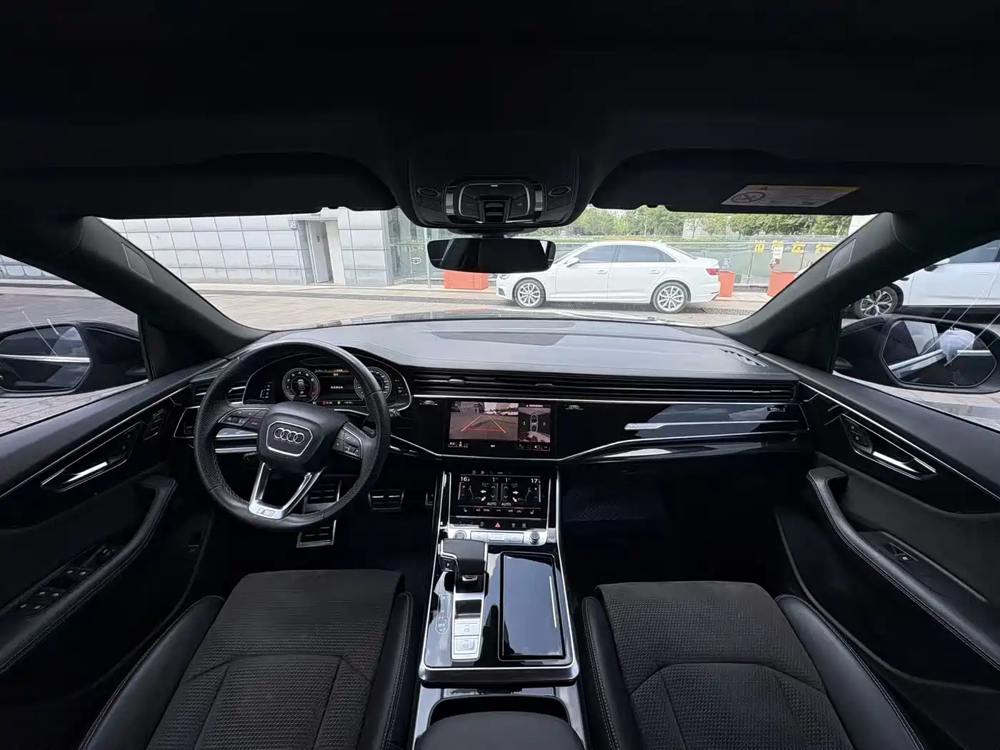 Audi Q8 2021 Model 55 TFSI Premium Dynamic фото 5
