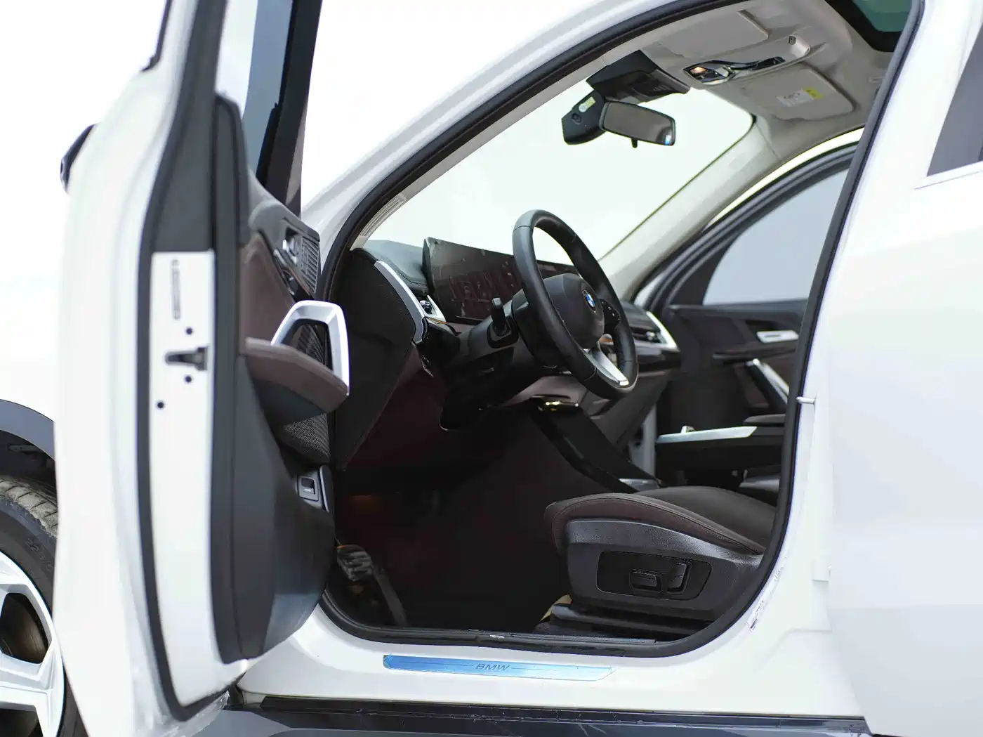 BMW X1 2023 sDrive20Li X Design Package фото 15
