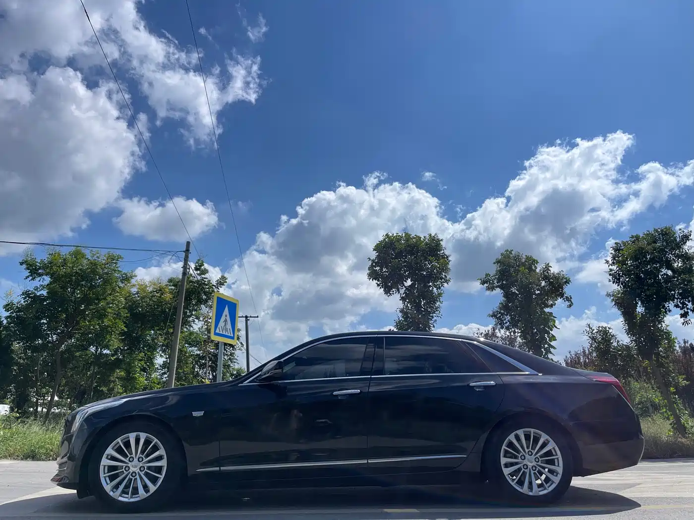 Photo 4 - Cadillac CT6