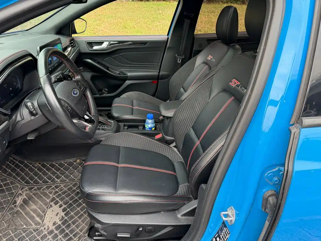 Ford Focus 2022 2022 Sedan EcoBoost 180 Automatic ST Line