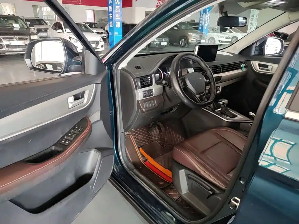 Dongfeng Fengxing Fengxing T5 2023 2022 Golden Age 1.5T Auto Dream Chaser 5-Seater
