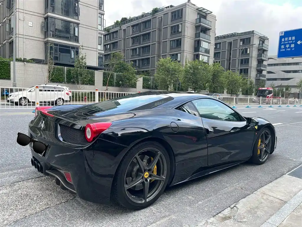 Ferrari 458 2013 2011 4.5L Italia