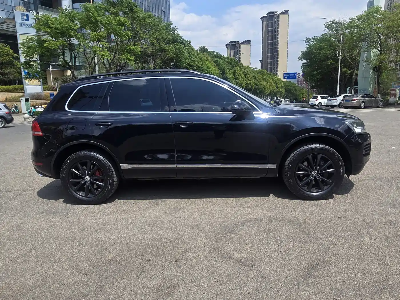 Volkswagen Touareg 2011 3.0TDI Diesel Standard фото 4