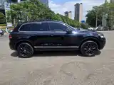 Фото 4 - Volkswagen Touareg
