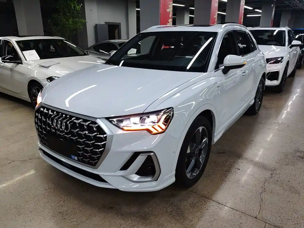 2022-2024 Audi Q3