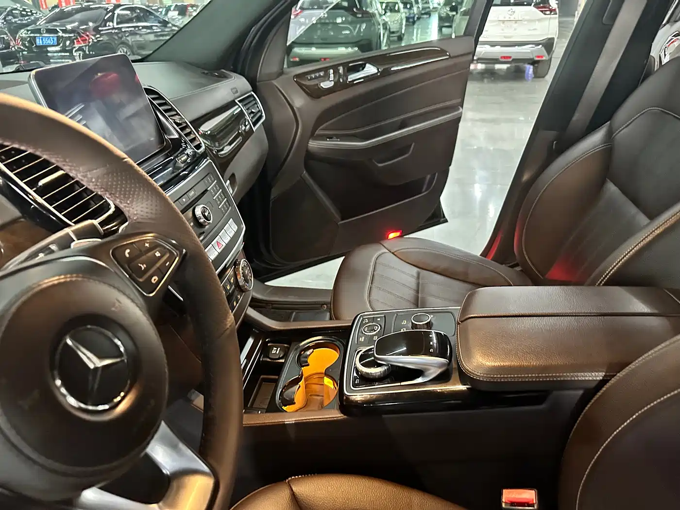 Mercedes-Benz GLS 2018 Facelift GLS 400 4MATIC Sport фото 13
