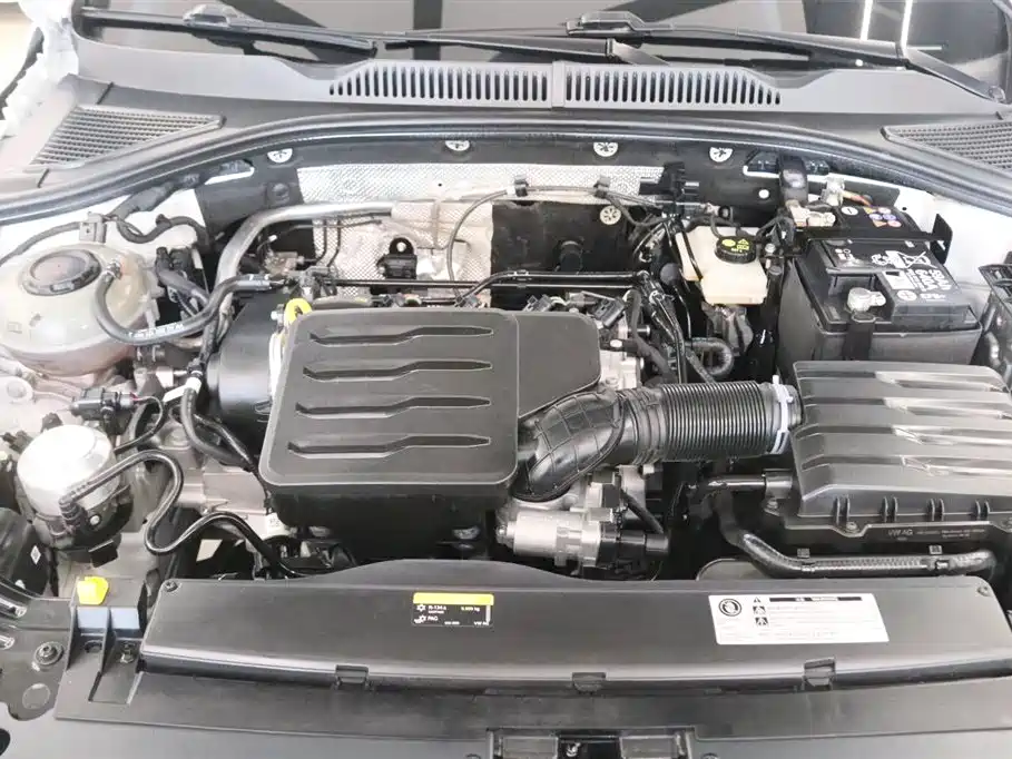 Volkswagen Lavida 2024 Model 1.5L Automatic Delight Edition фото 19