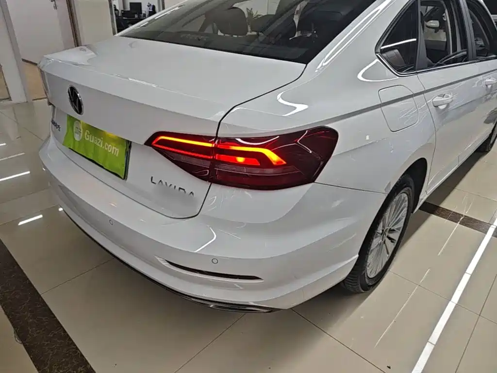 VOLKSWAGEN LAVIDA