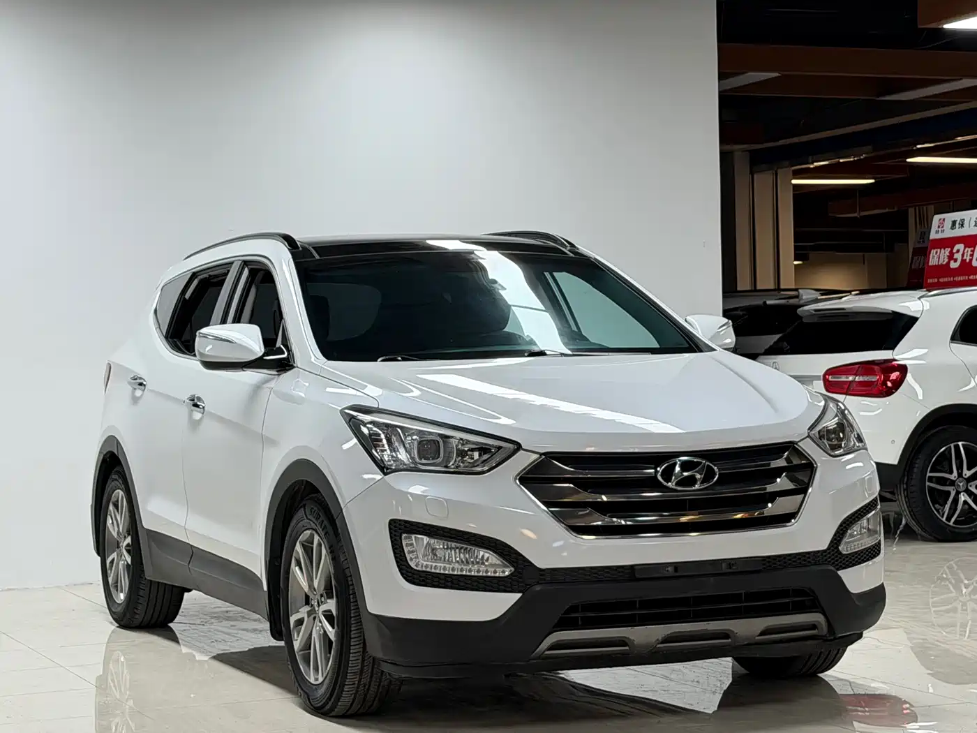 Hyundai Santa Fe 2013 2013 Facelift 2.4L Automatic 4WD Premium