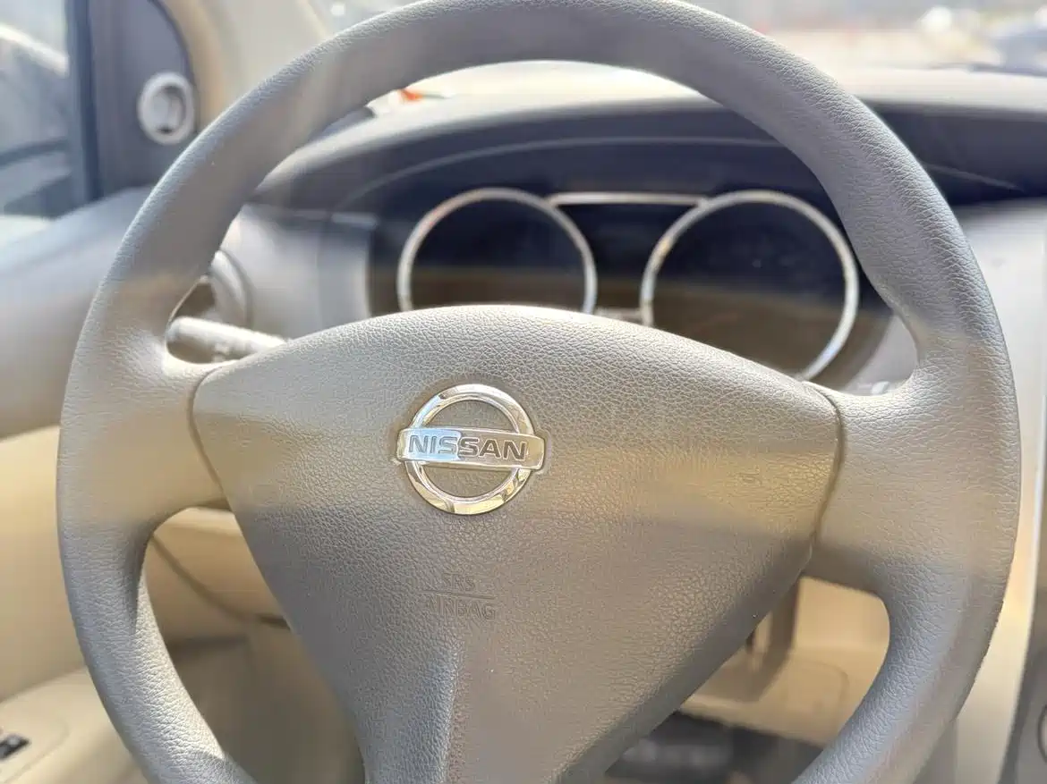 Nissan Livina 2014 2013 1.6XE CVT Comfort