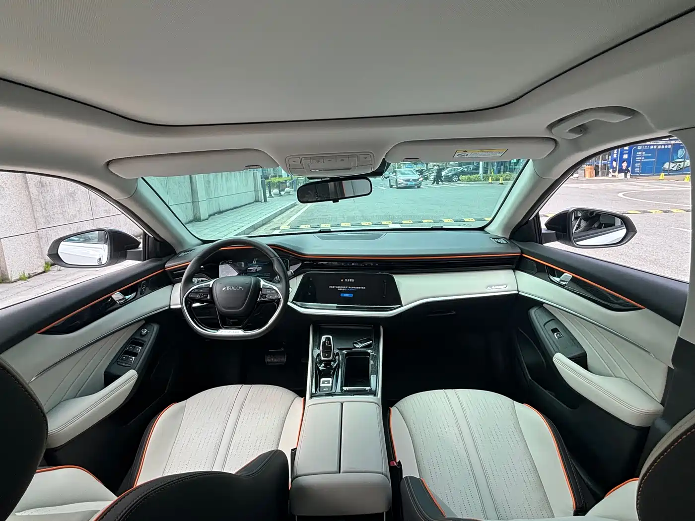 DONGFENG YI HYUN MAX