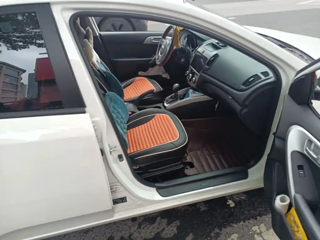 Kia Forte 2015 2014 1.6L AT GL