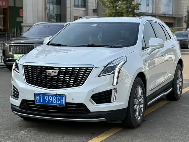 CADILLAC XT5
