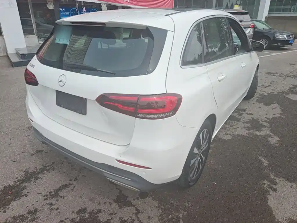 Фото 7 - Mercedes-Benz B-Class