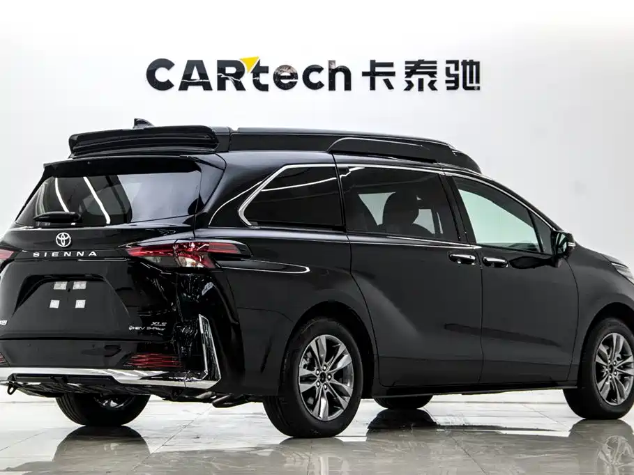 Toyota Sienna 2026 2.5L Hybrid AWD Luxury Edition фото 7