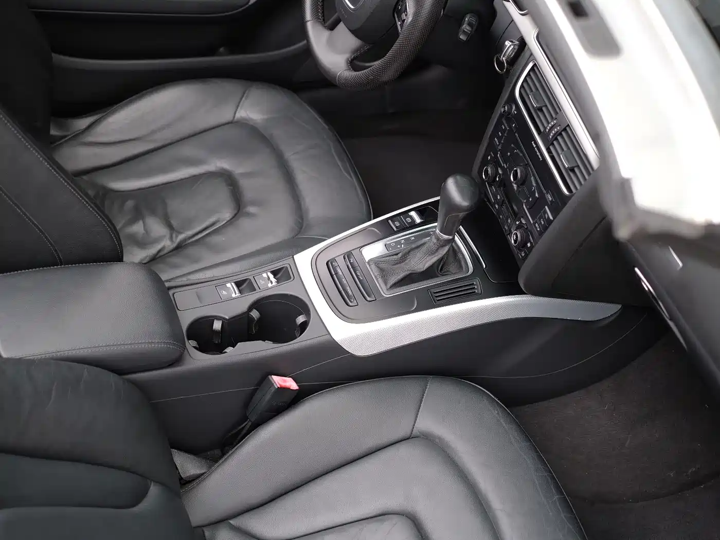 Audi A5 (Import) 2010 2.0TFSI Cabriolet фото 37