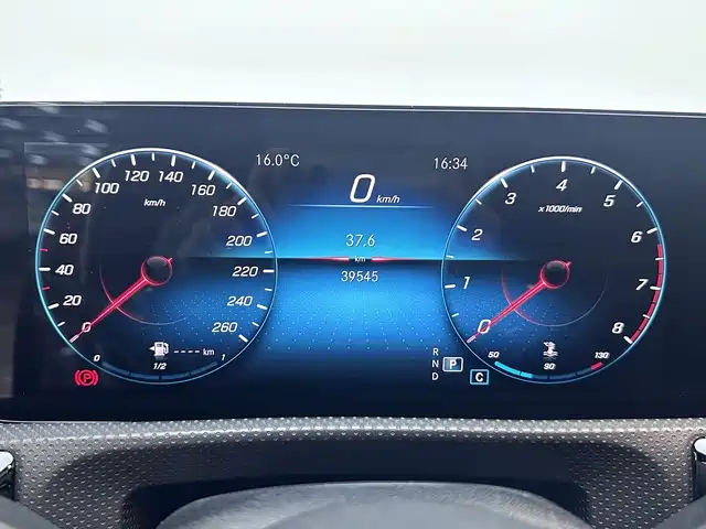 Mercedes-Benz CLA (Import) 2022 CLA 200 фото 9