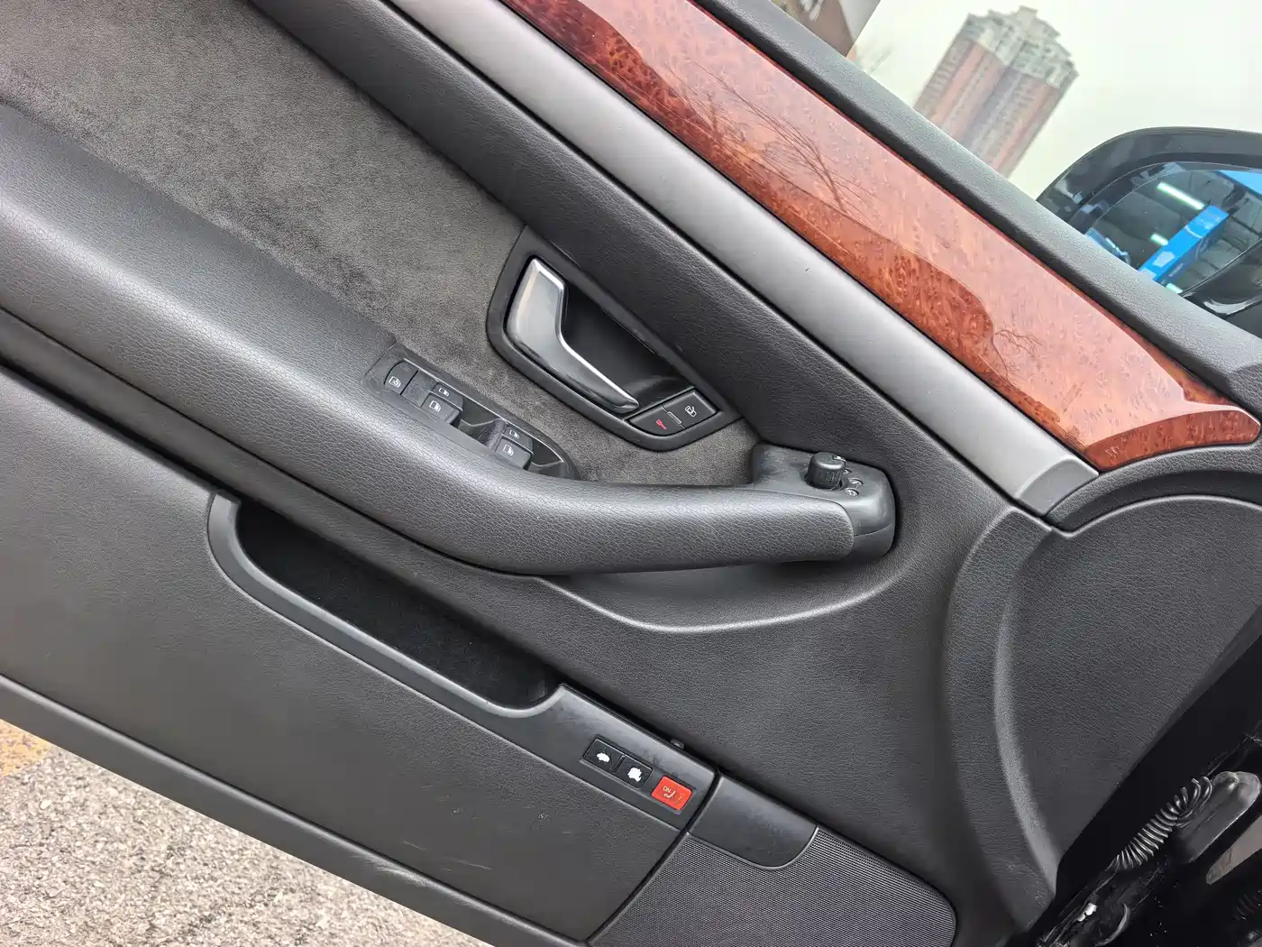 Audi A8 2004 A8L 4.2L фото 5