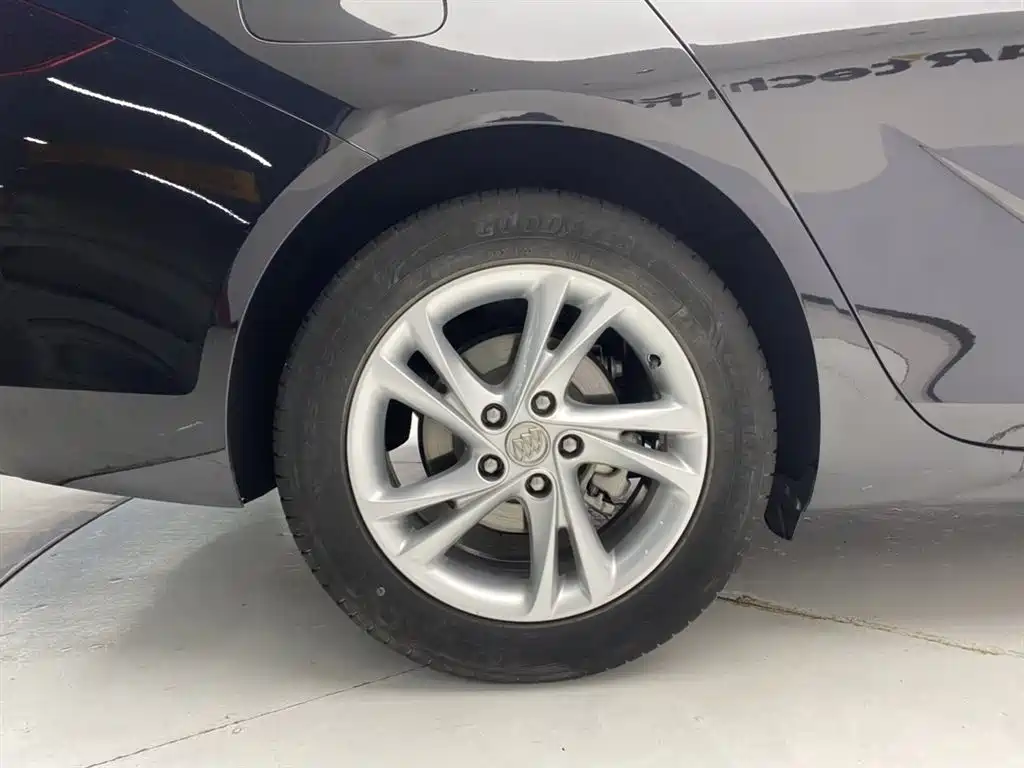 BUICK REGAL