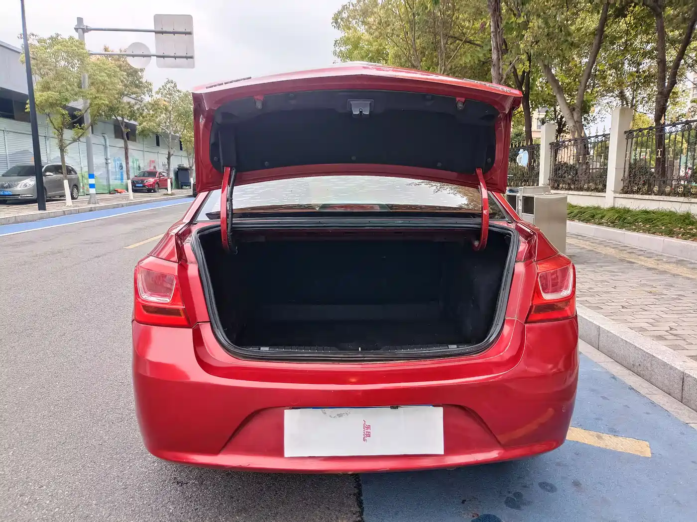 Chevrolet Cruze 2015 1.5L Classic SE MT фото 6