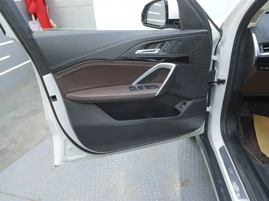 BMW X1 2025 2024 sDrive20Li X Design Package