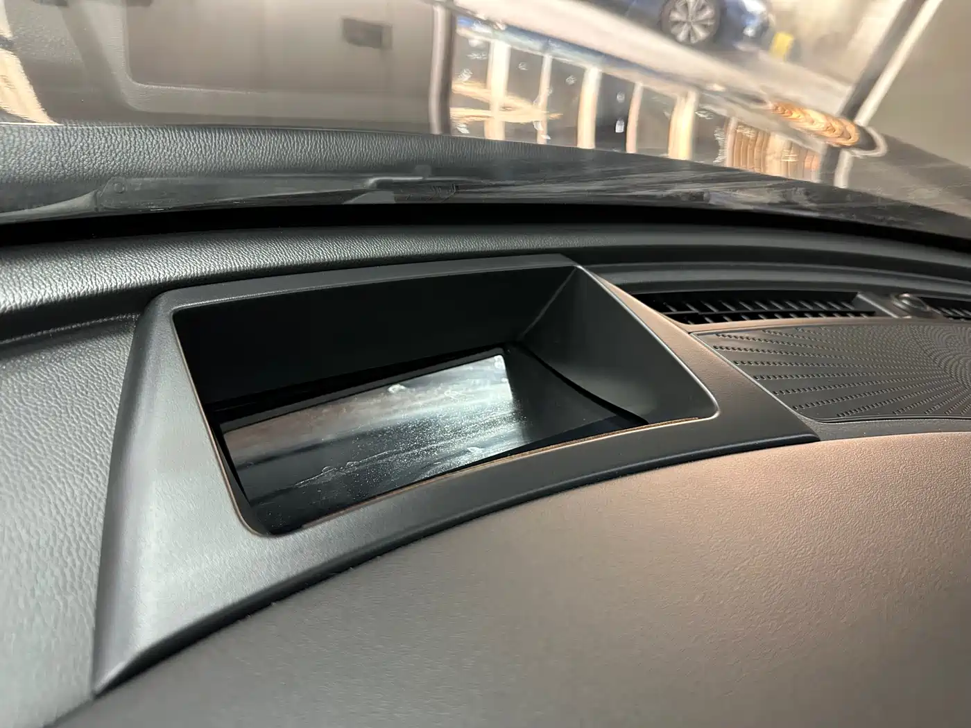 Hongqi HS5 2022 Facelift 2.0T Smart Flag Enjoyment Edition фото 16