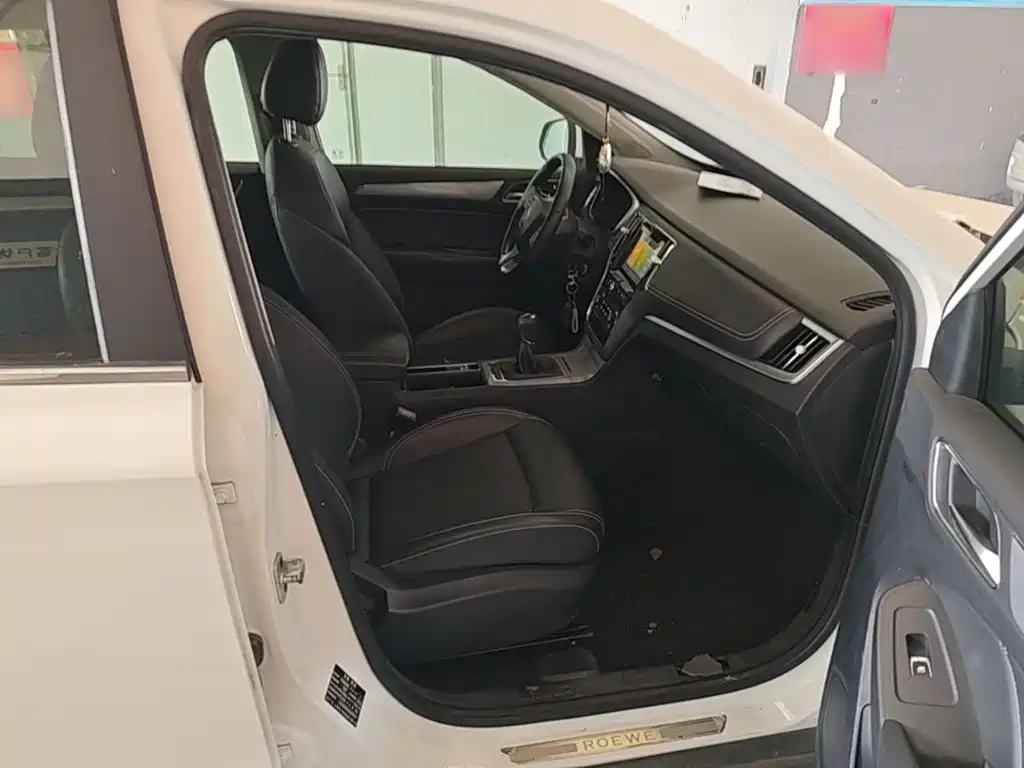 Roewe RX5 2018 2018 20T 2WD Manual Flagship
