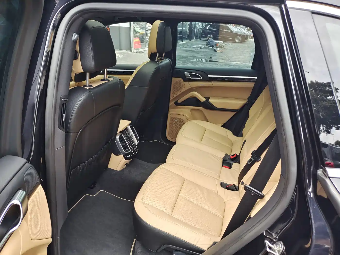 Porsche Cayenne 2014 Cayenne Platinum Edition 3.0T фото 7