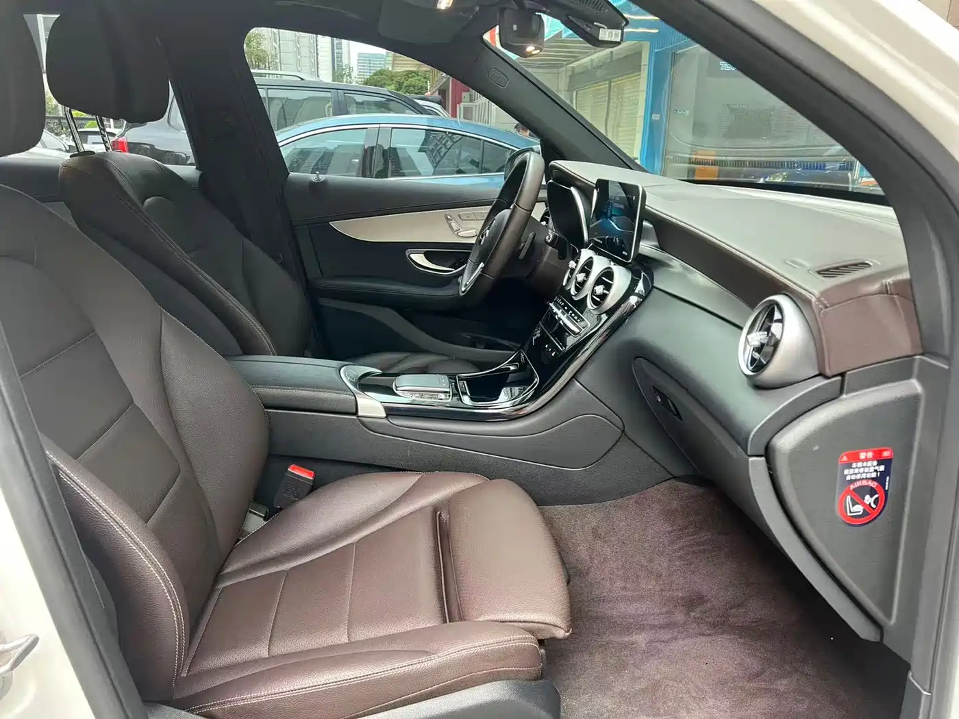 Mercedes-Benz GLC 2022 Facelift III GLC 260 L 4MATIC Dynamic фото 14
