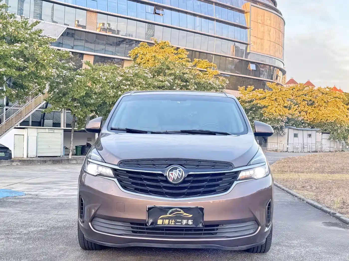 Buick GL8 2020 Model Land Business Class 652T Luxury фото 2