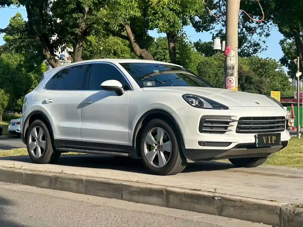 Porsche Cayenne New Energy 2019 Cayenne E-Hybrid 2.0T фото 3