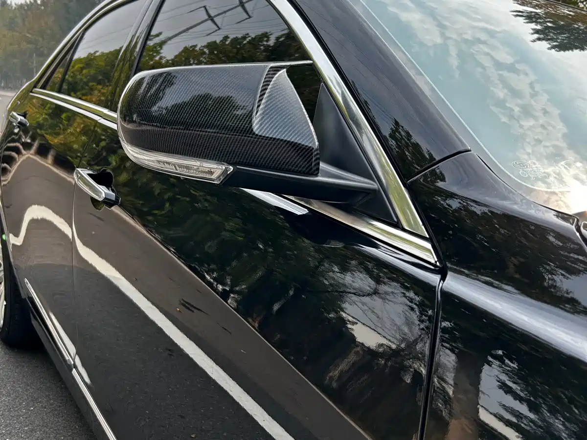 Photo 10 - Cadillac ATS-L