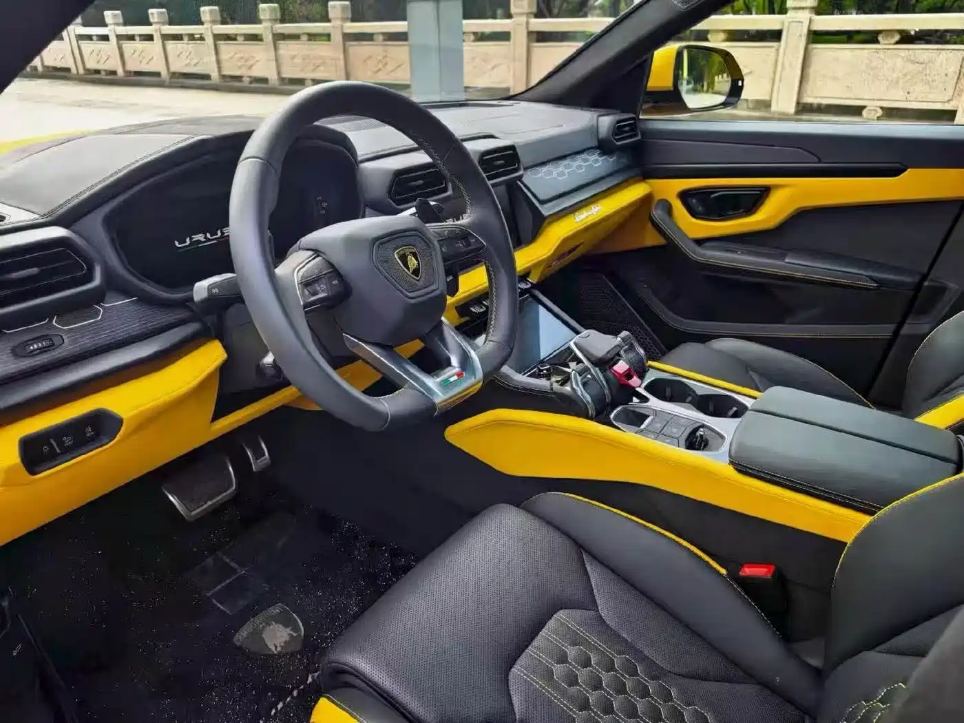 Lamborghini Urus SE 2026