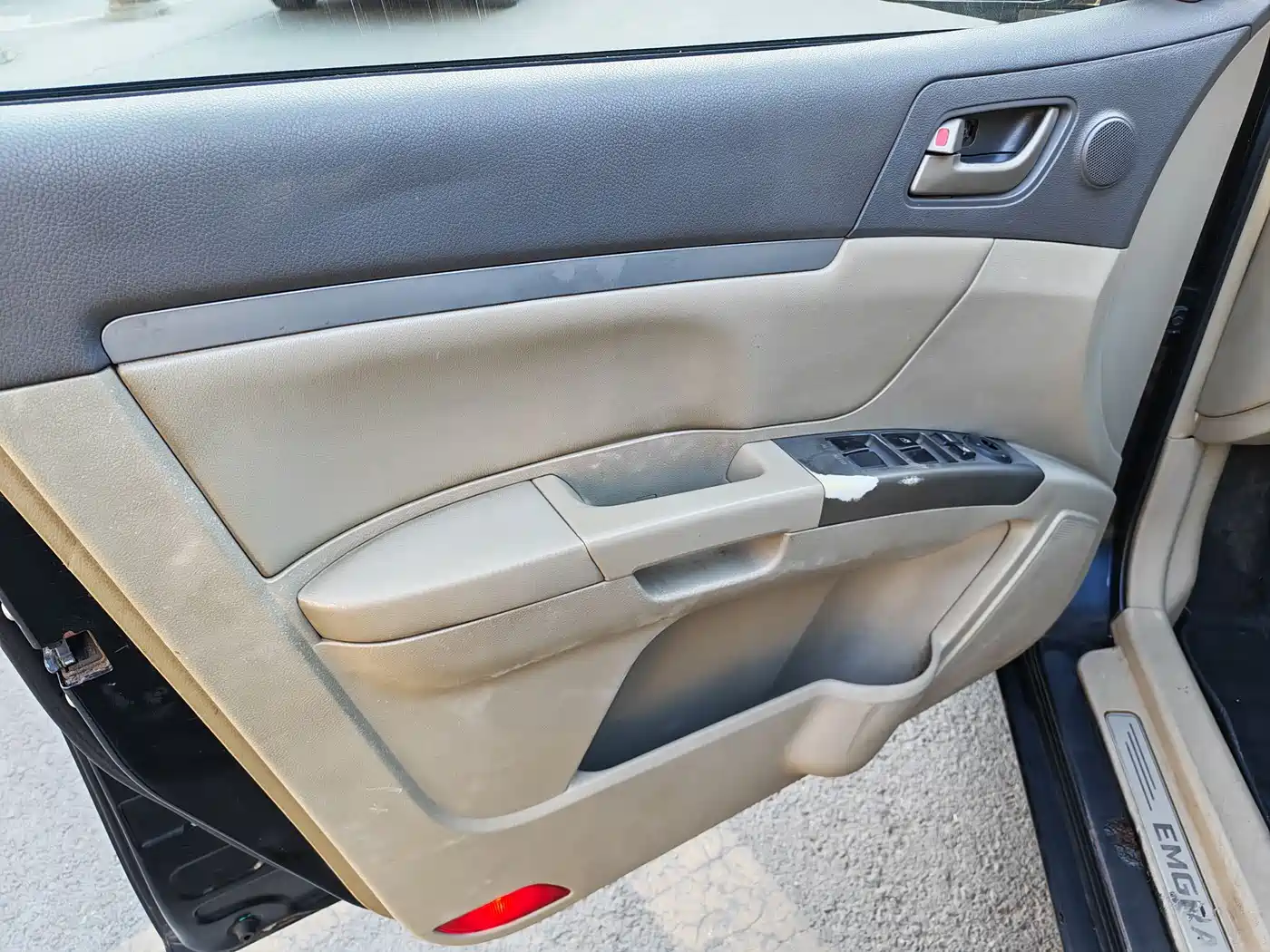 Geely Classic Emgrand 2011 2010 Sedan 1.8L CVT Sunroof Model