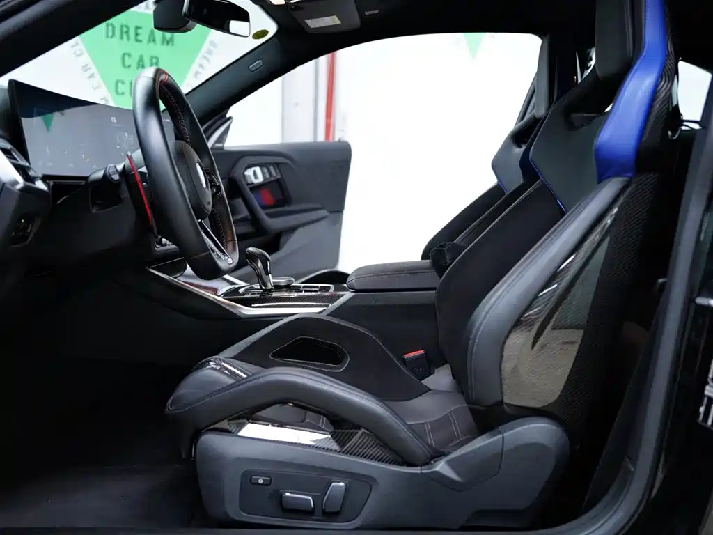 BMW M2 2024 M2 фото 26