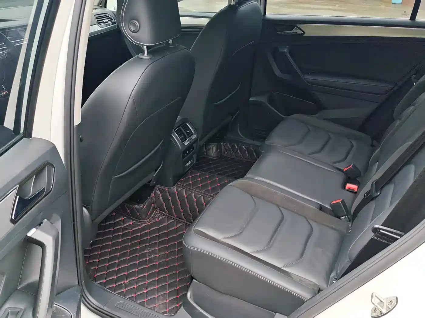 Volkswagen Tiguan L 2018 330TSI Automatic 2WD Flagship Edition фото 9