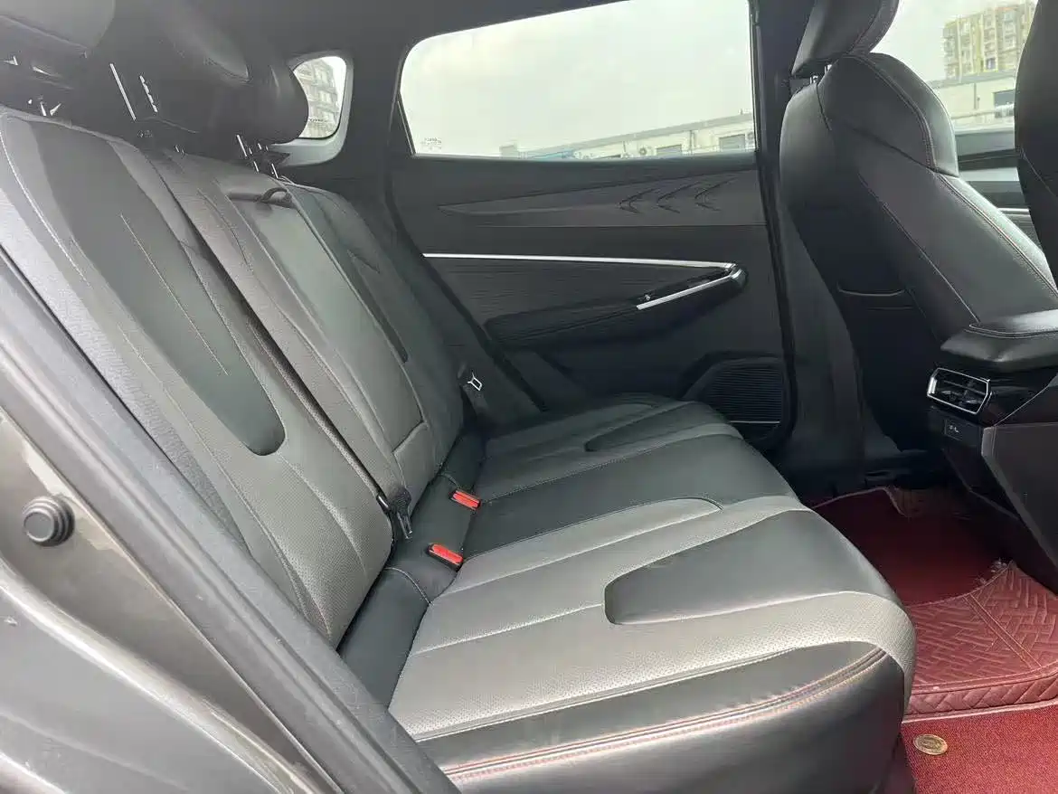 GEELY AUTOMOBILE BOYUE